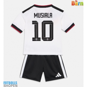 Billiga Tyskland Jamal Musiala #10 Hemmatröja Barn VM 2026 Kortärmad (+ Korta byxor)